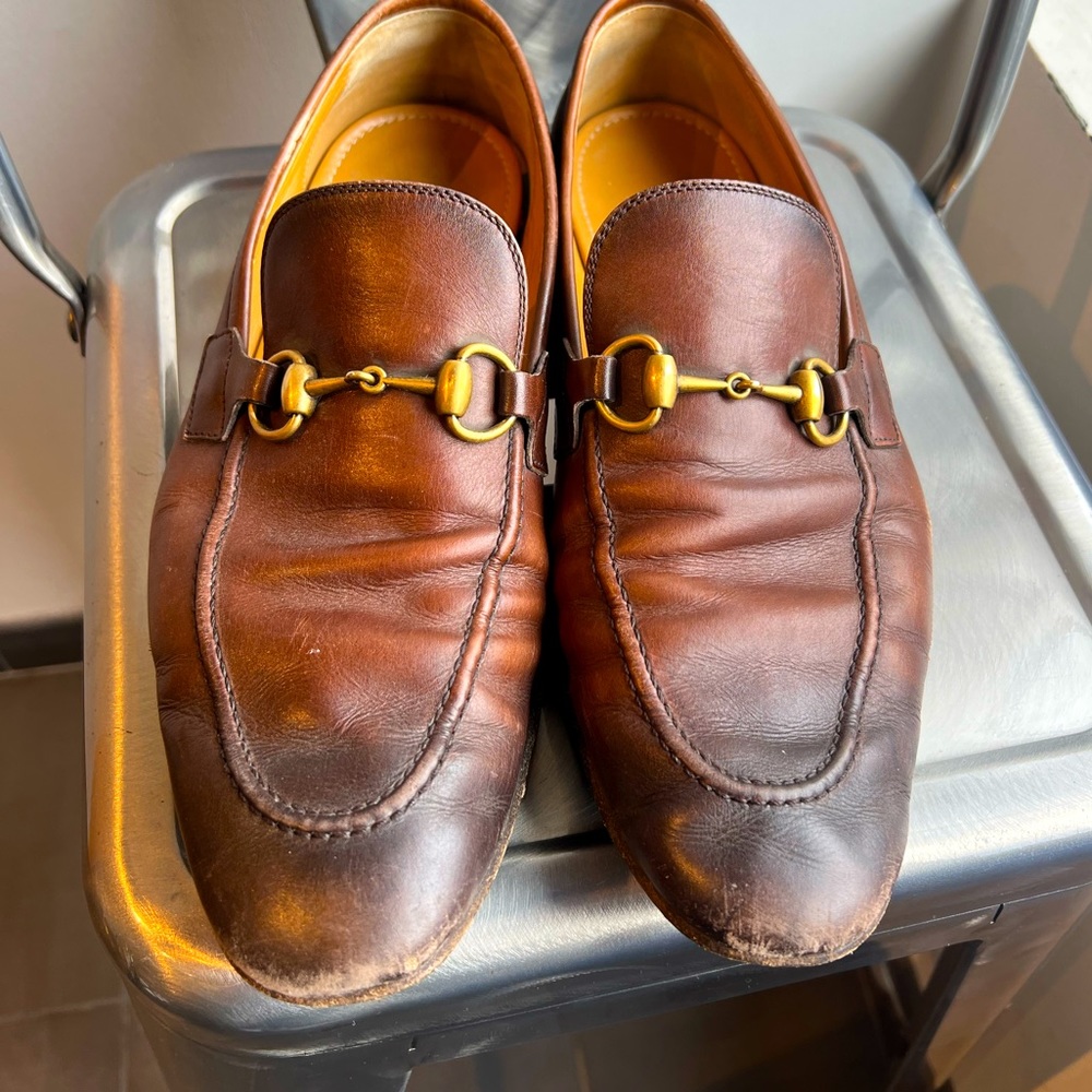 GUCCI JORDAAN LEATHER LOAFER